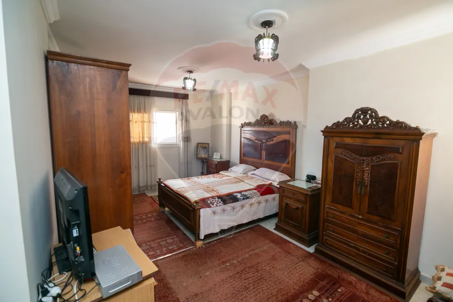 شقة للبيع 150 م كفر عبده (ش إبراهيم راجي)