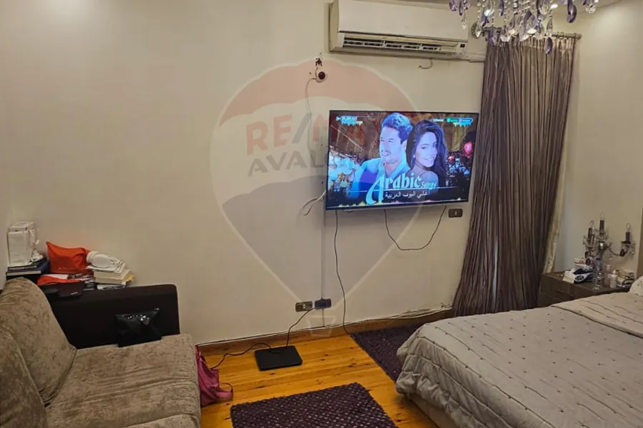 شقة للبيع 155 م رشدي (امام كبروسيز مول - عماره براند)