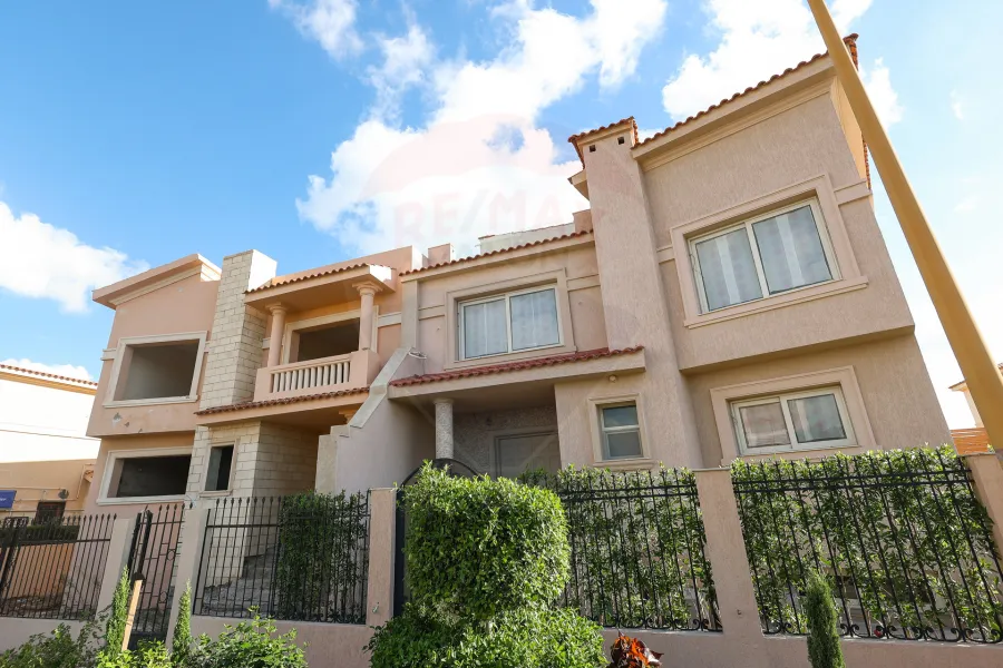 Twin House Villa for sale King Mariout (Alex West - Antoniadis area) 405 m