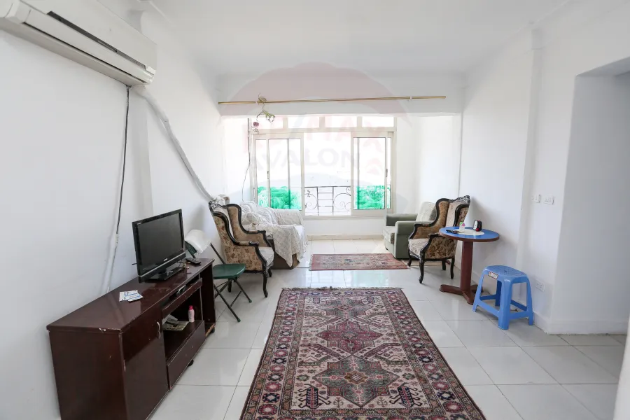 شقة للإيجار 100 م سموحة (ميدان فيكتور عمانويل - أبراج القطن)