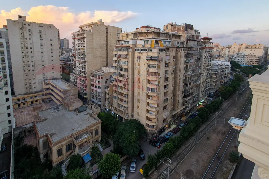 Apartment for sale 170 m Roushdy (Directly on the tram)