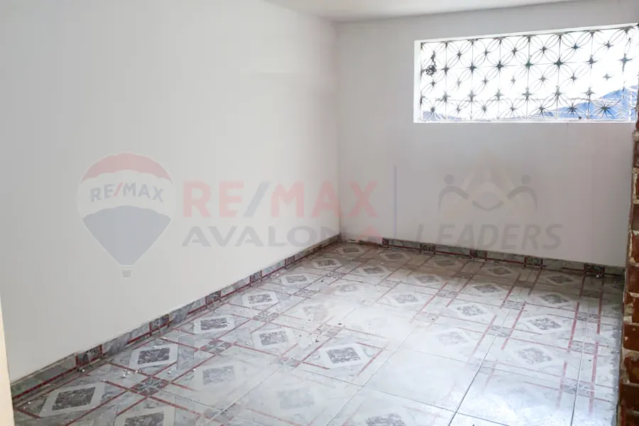 محل للايجار 330 م سموحة (ش اسماعيل سري)