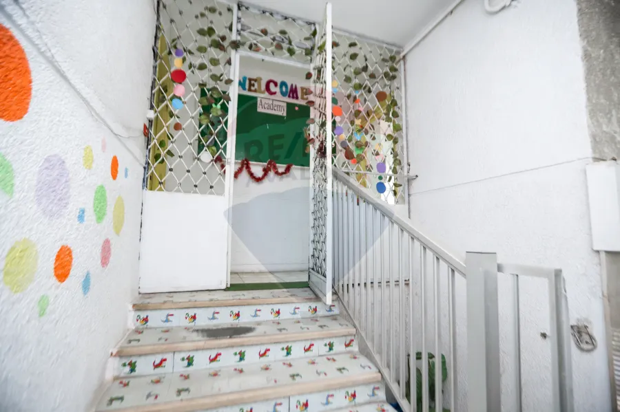 Administrative Unit for rent 370 m Louran (El Eqbal Directly on The Teram)