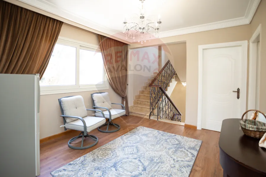 Villa for sale 530 m King mariout (Lakeside Paradise compound)