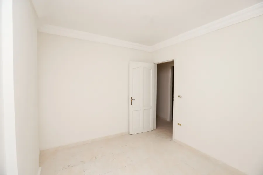 شقة للبيع 152م سموحة (أبراج توب هاوس - ش النصر)