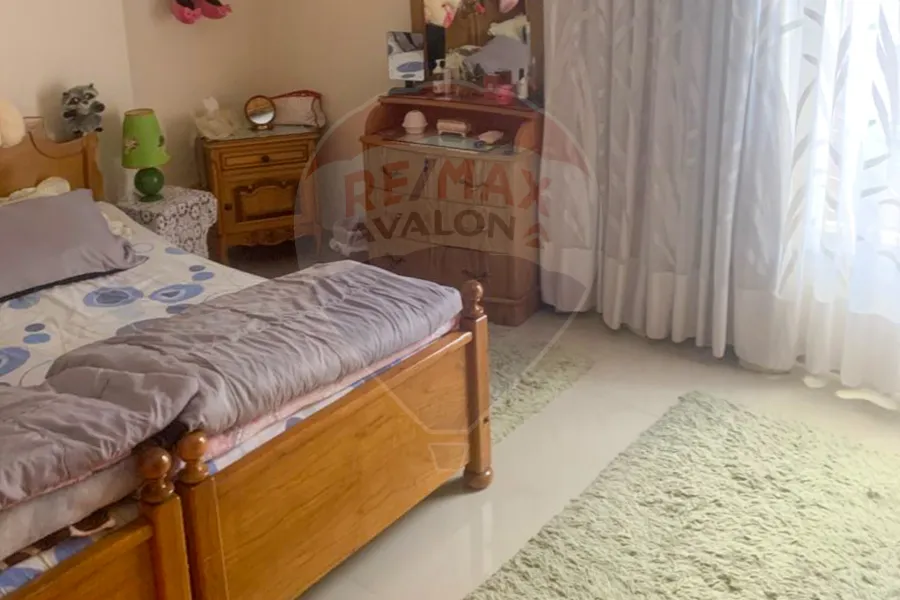 Apartment for sale 220 m Gleem (Hadaya basha St.)