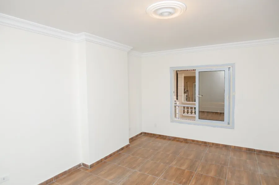Apartment for sale 200m KafrAbdo- Behind Saray Market Sain Geiny