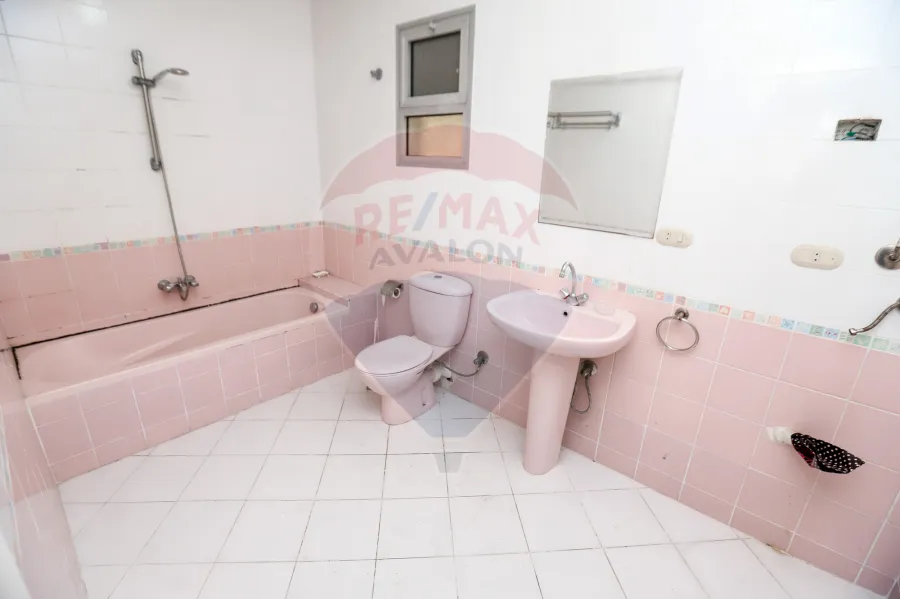 شقة للبيع 194 م لوران (خلف قصر منصور)