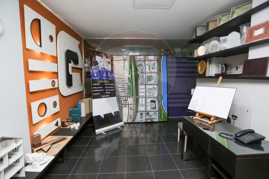 Administrative unit for sale 165 m Kafr Abdo (Steps from Smouha Club and Faisal Bank - Al-Furat Building)