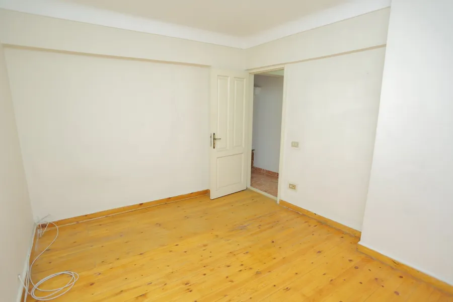 Apartment for Rent 170m Sidi Beshr (Mohamed Nageb Square.)