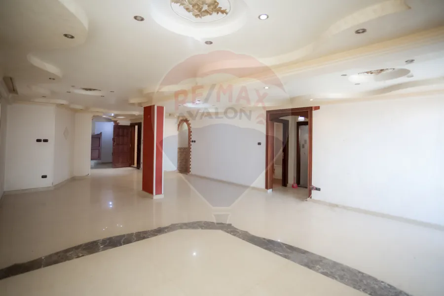 Apartment for sale 200 m Smouha (Hilton St.)
