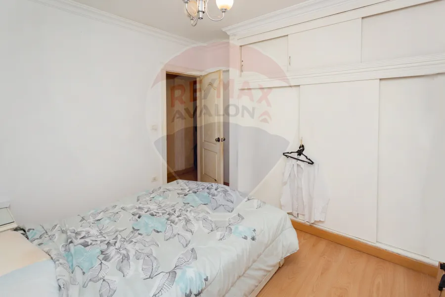 شقة مرخصة للبيع 204 م سموحة (ش بهاء الدين الغتوري - عمارة براند)