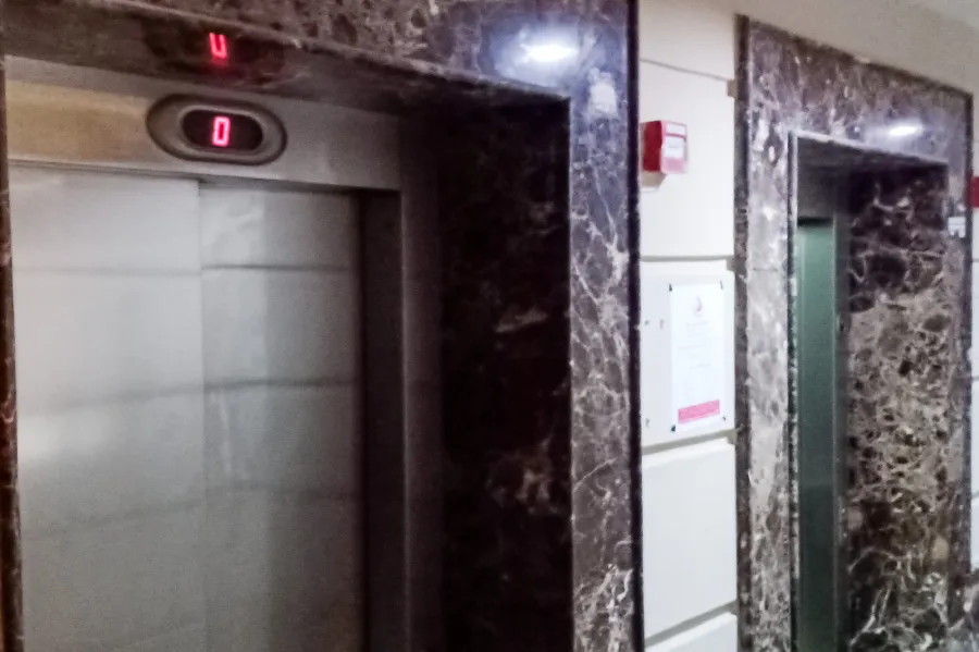 شقة للإيجار 130م سموحة (كومباوند الفيروزة)