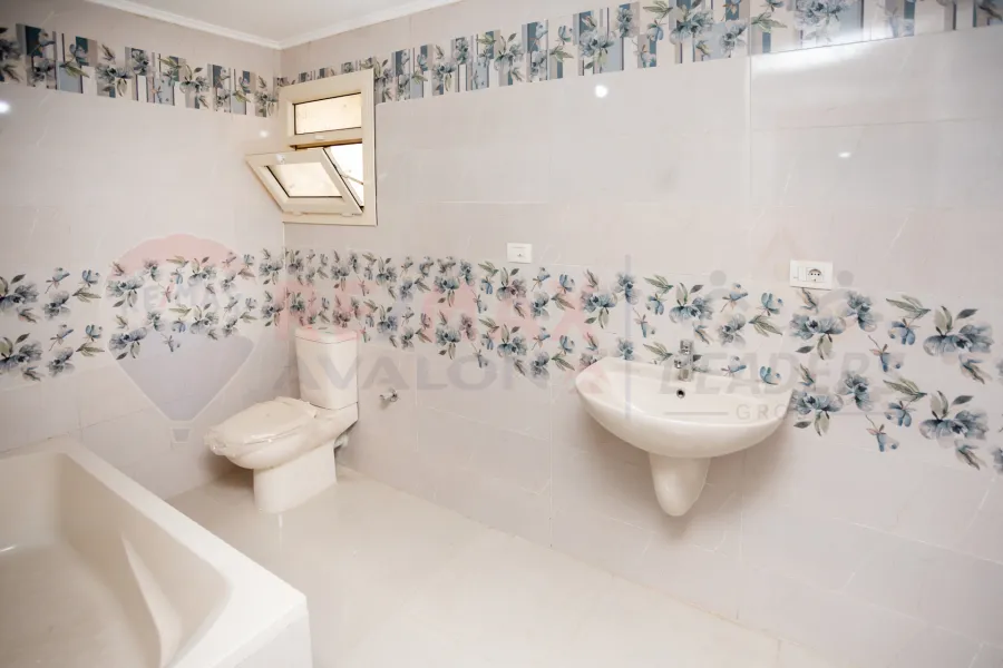 شقة للبيع 209 م سموحة (جراند فيو)