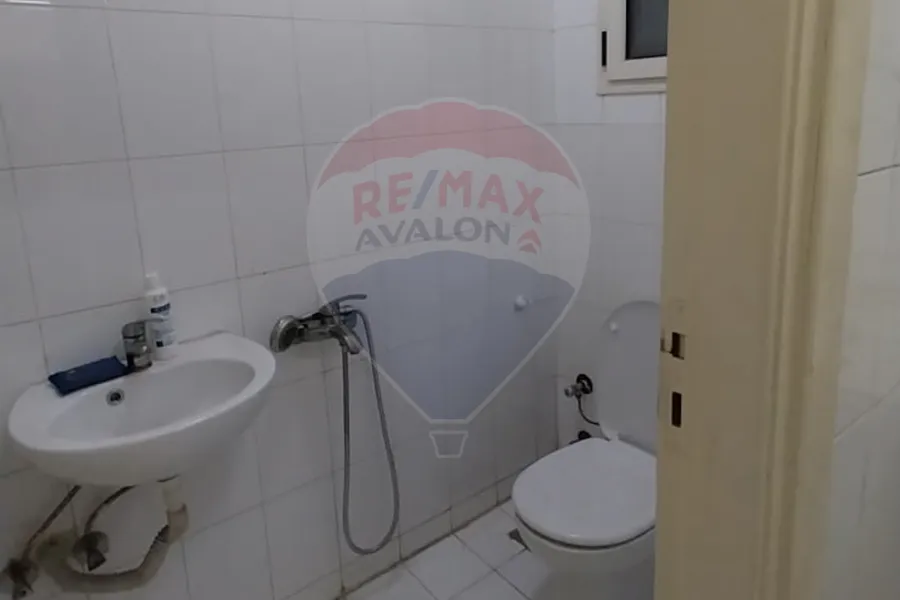 Administrative unit for rent 50 m Sporting (Delta St.