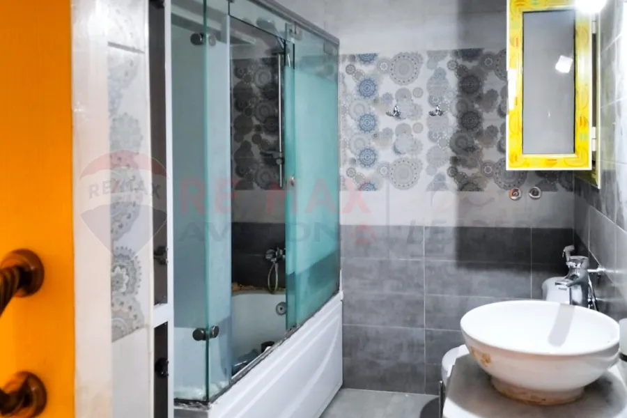 Apartment for sale 120 m Smouha (Victor Emmanuel Square)