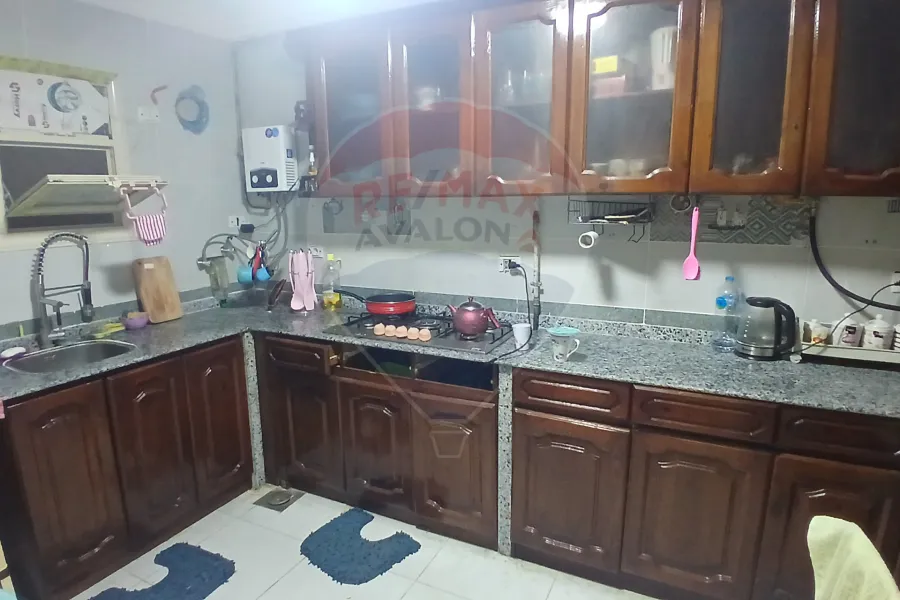 Apartment for sale 200 m Fleming (Mohamed Helmy Street)