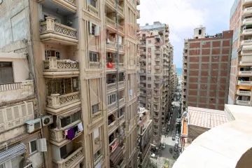 شقة للبيع 131 م  ميامي (ش العيسوي)