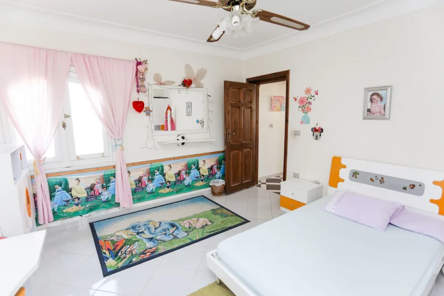 Villa for sale 700m King Marriott (Compound Bostan Mena)