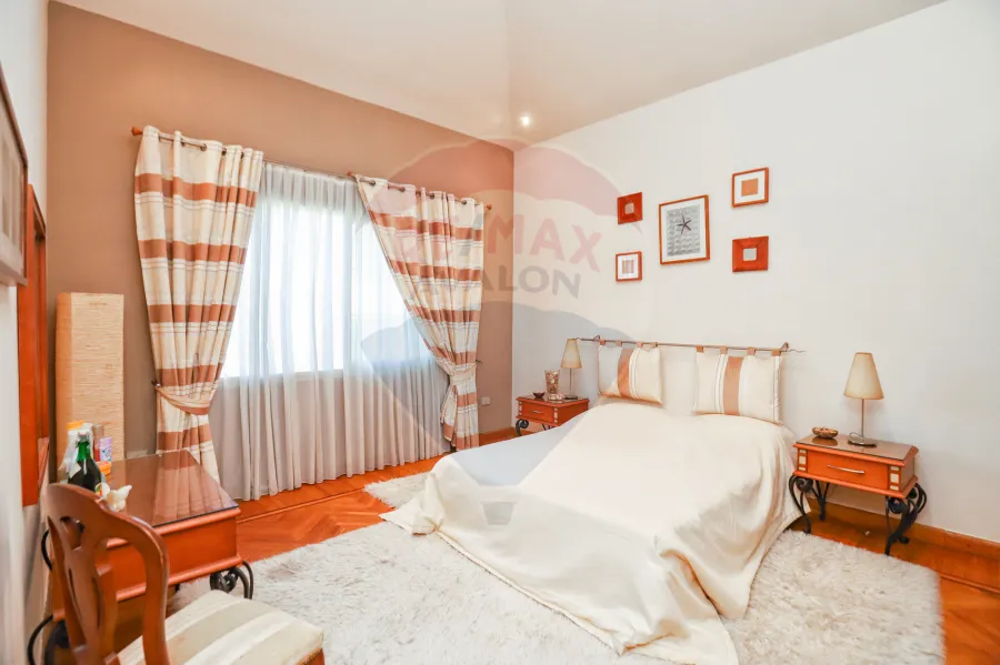 Palace for sale 3,000 m King Mariout (Qusor area)