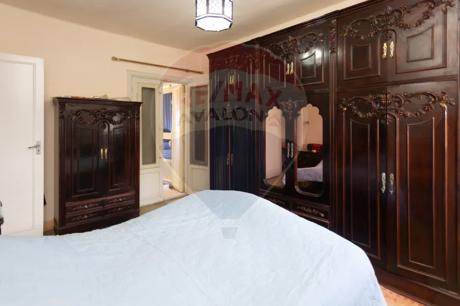 شقه للبيع 125 م سيدي جابر (علي البحر مباشرة) - 3,500,000 ج