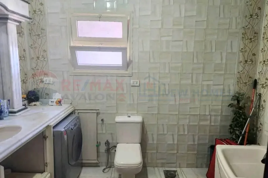 شقة للبيع 175 م جليم (خطوات من ش ابو قير)