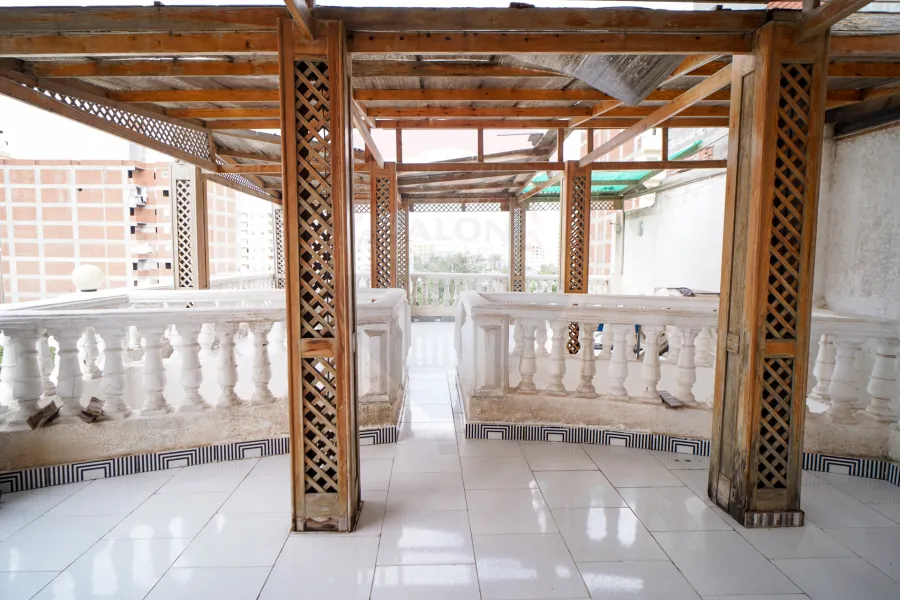 فيلا للبيع 209م البيطاش (بيانكي)