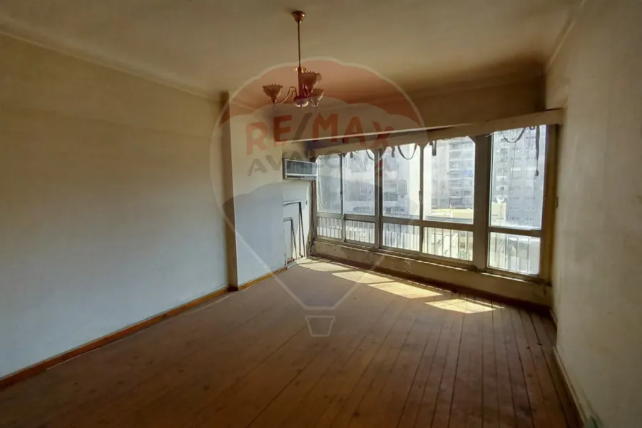 Apartment for sale 150 m Miami (Gamal Abdel Naser main st.)