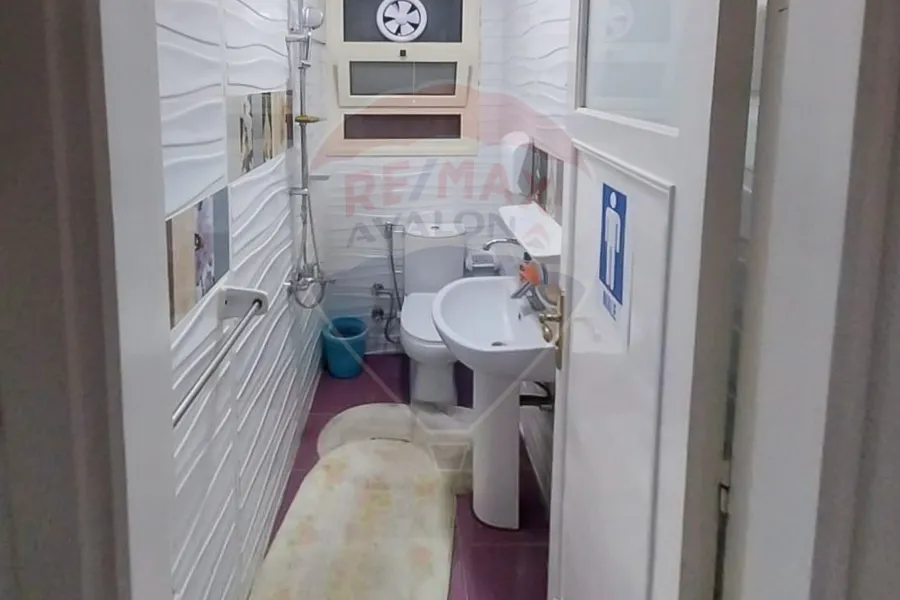 شقة للبيع 200م رشدي (ش أبو قير)