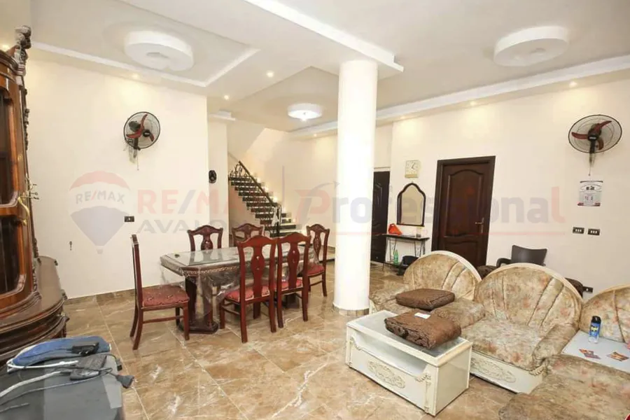 فيلا للبيع 470 م كينج مريوط (ش الهيلتون)