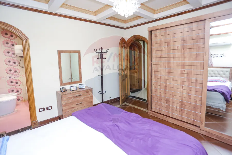 شقة للبيع 280 م سبورتنج ( ش بور سعيد )