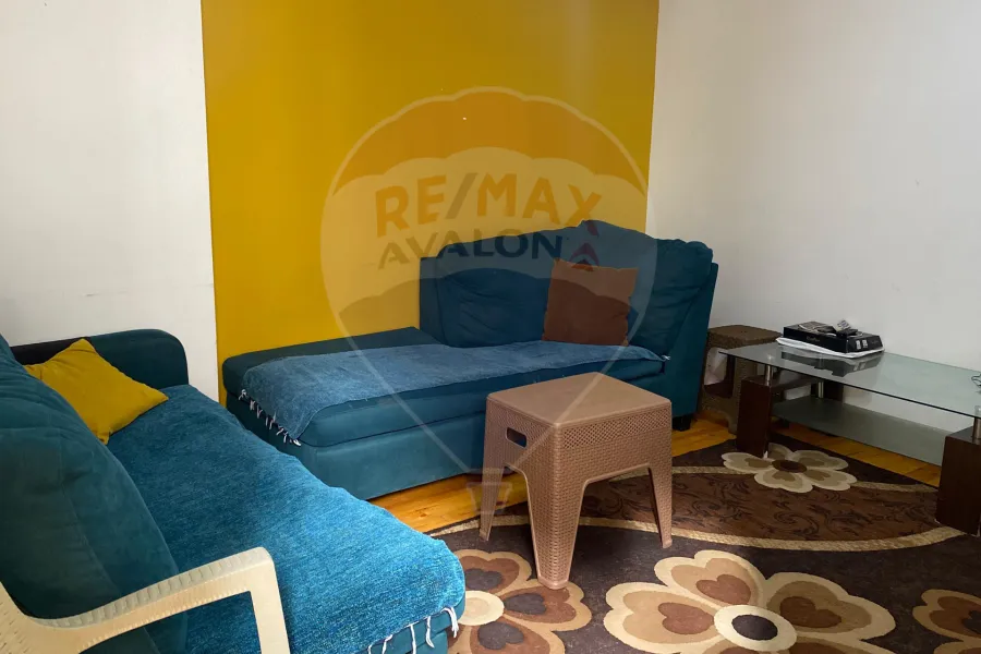 شقة للايجار 172 م مصطفى كامل (أمام كيروسيز مول)