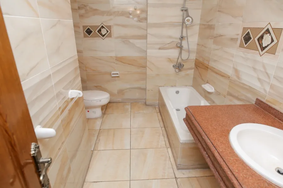 Apartment for sale 200m KafrAbdo- Behind Saray Market Sain Geiny