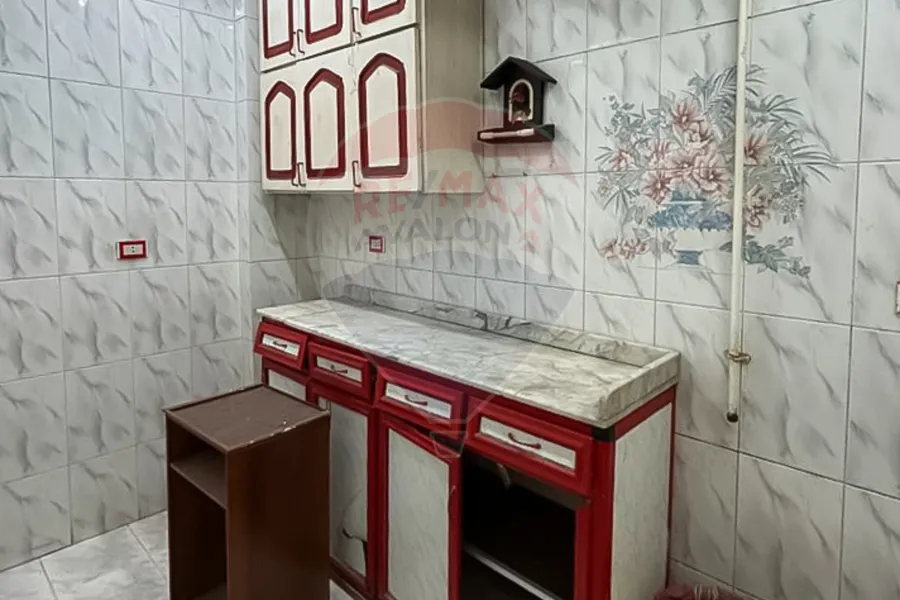 شقة للإيجار 110 م فلمنج (بالقرب من الترام وشارع ابو قير)