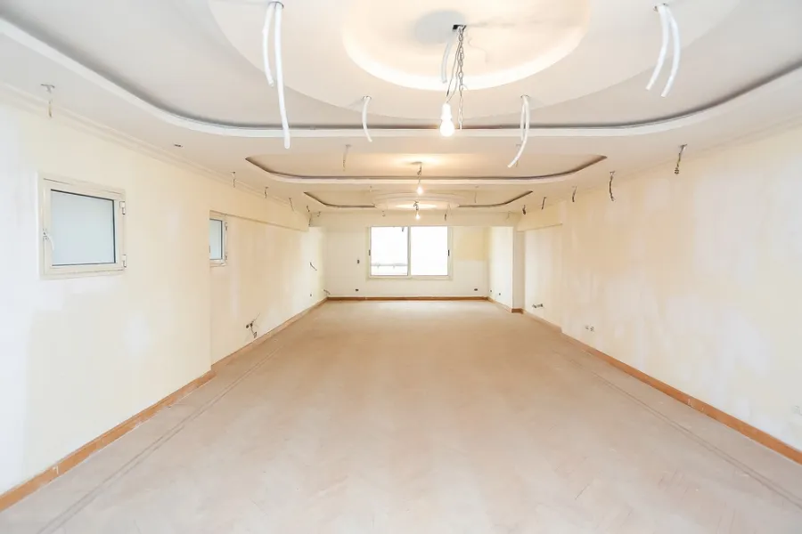 Apartment For Sale 350m El-Wezara