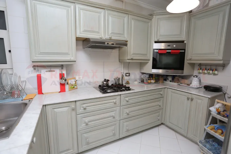 Apartment for sale 150 m Kafr Abdo (Steps from Saint Jenny Square)