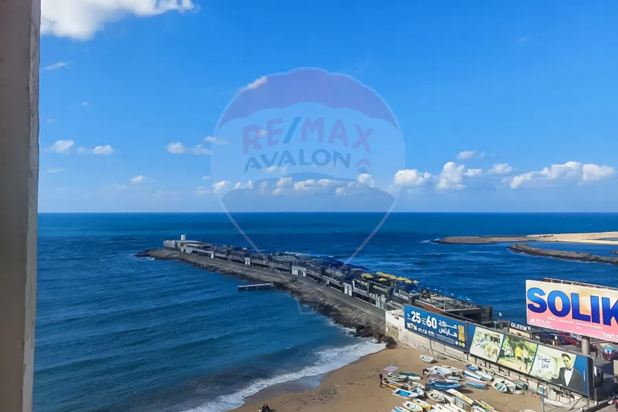 Furnished apartment for rent 120 m Gleem (Directly on the sea)