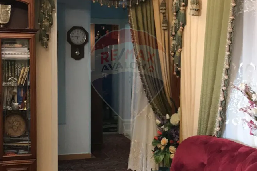 Furnished apartment for rent 160 m Roushdy (Abu Qir st.)