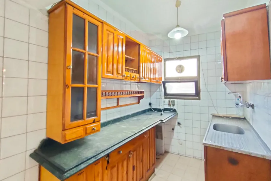 شقة للإيجار 150 م  ثروت (خطوات من ش ابوقير)