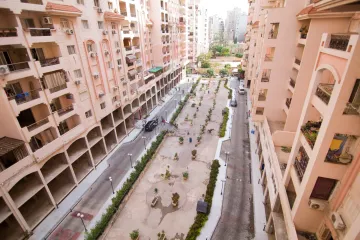 شقة للبيع 220 م لوران ( كيروسيز مول )