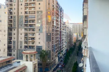 Duplex apartment for sale 250 m Gianaclis (directly on the tram)