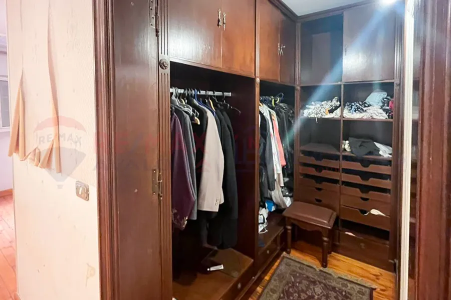 Apartment for sale 285 m Gianaclis (Mohamed Pasha Mohsen St.)