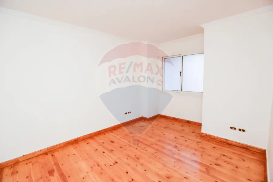 Apartment For Sale 210 m Sidi Bishr