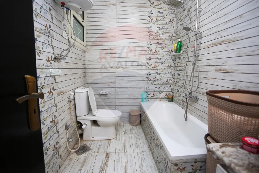 Apartment for sale 160 m Miami (branching from Al-Eisawy St.)