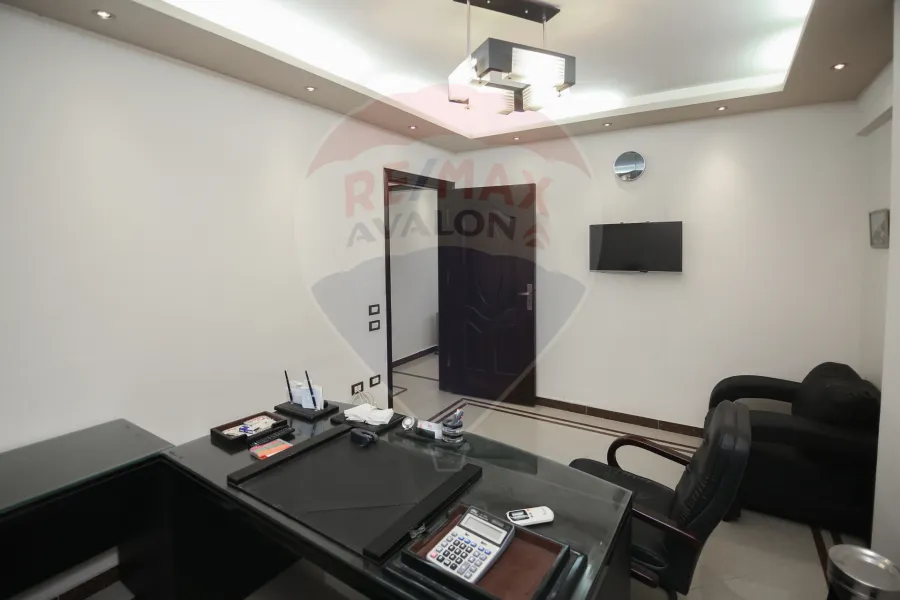 مقر اداري للبيع 85 م سبورتينج (ش الدلتا)