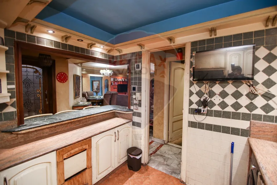 Apartment for sale 215 m Smouha (Kamal El Din Salah St.)