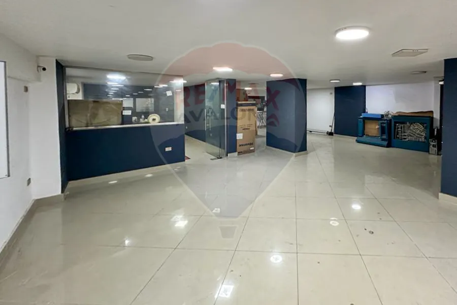 Shop for sale 405 m Ibrahimia (Port Said St)