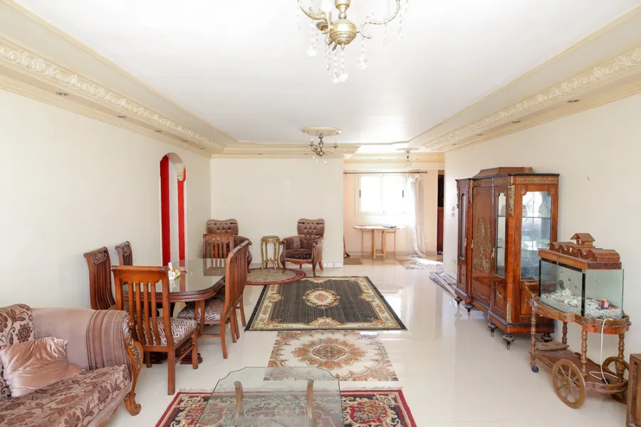 شقة مفروشة للإيجار200م كفر عبده ( خطوات من حديقة اللنبي )