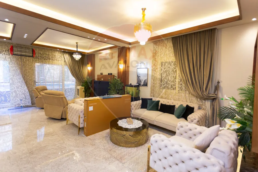 Furnished twin house for annual rent, 350 m², King Mariout (Al Orouba Royal)