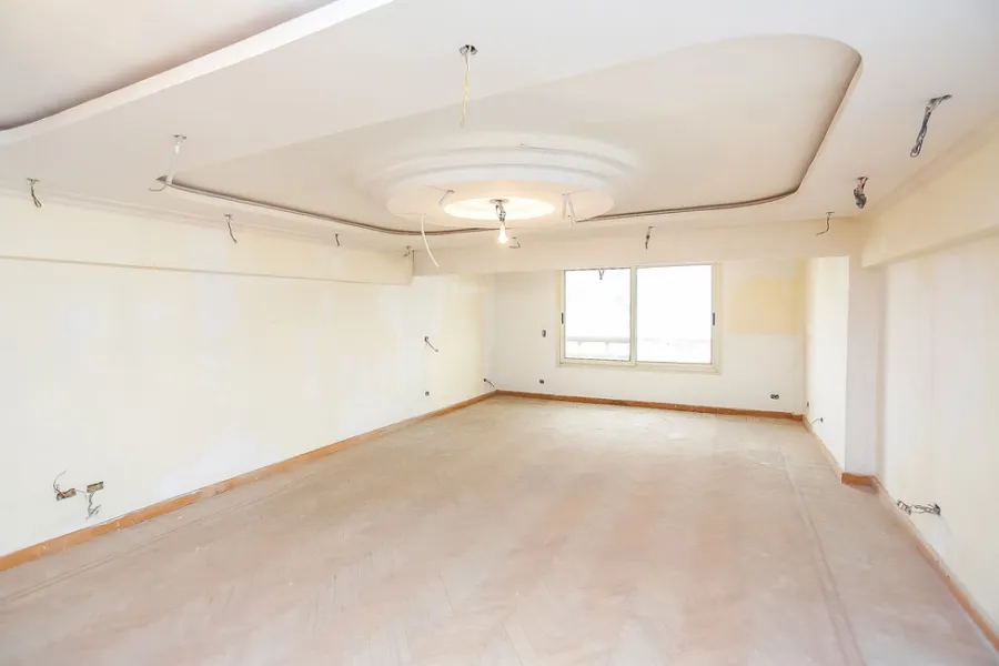 Apartment For Sale 350m El-Wezara